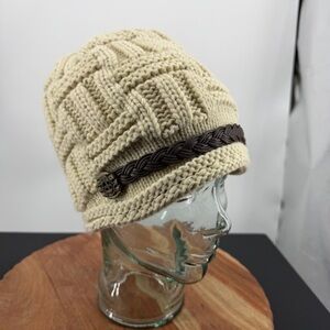 Wrapables Women's Soft Knit Beanie Hat Cream Faux Leather Buttons slouched ski